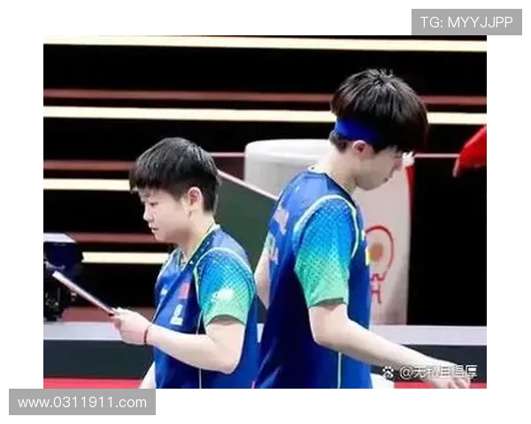 上海羽毛球队逆袭之路揭秘:从默默无闻到大满贯荣耀的奋斗历程 上海羽毛球队逆袭之路揭秘:从默默无闻到大满贯荣耀的奋斗历程