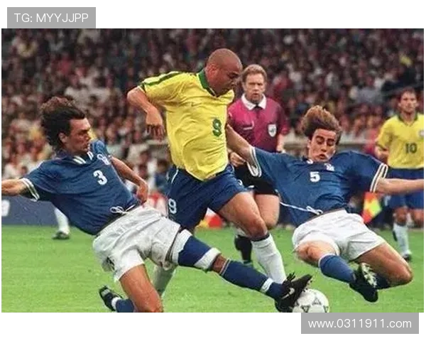 九号足球明星的传奇故事与成就解析